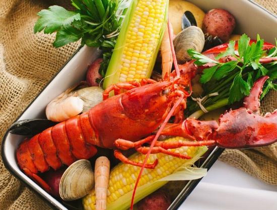 Lakeside Seafood & Grill